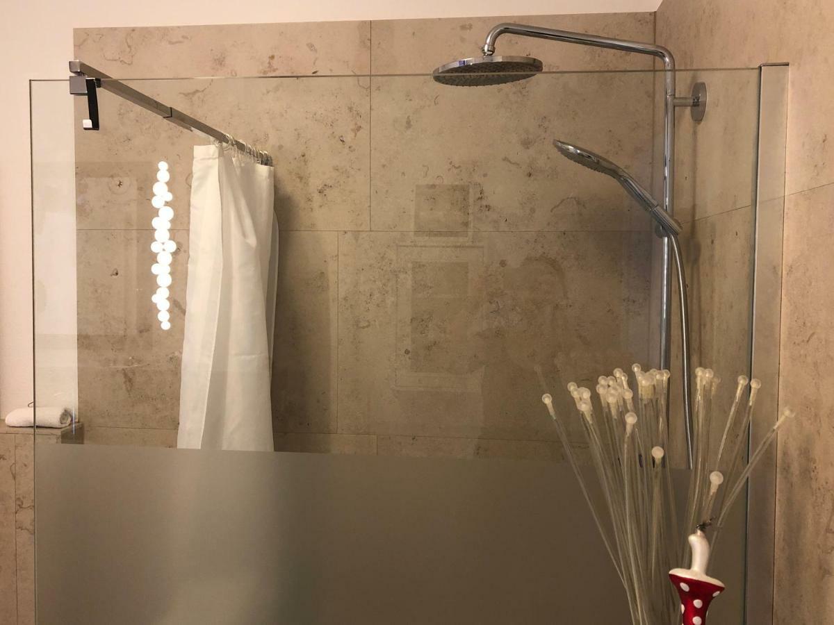 Ferienwohnung Burgenblick Mit Blick Auf ריאדנבורג מראה חיצוני תמונה